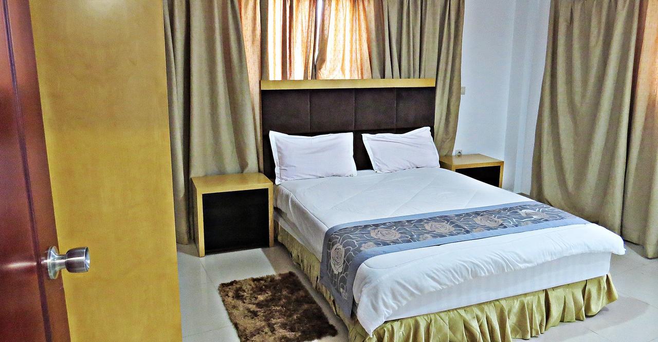 Apart Hotel Gatagold Quifica Esterno foto